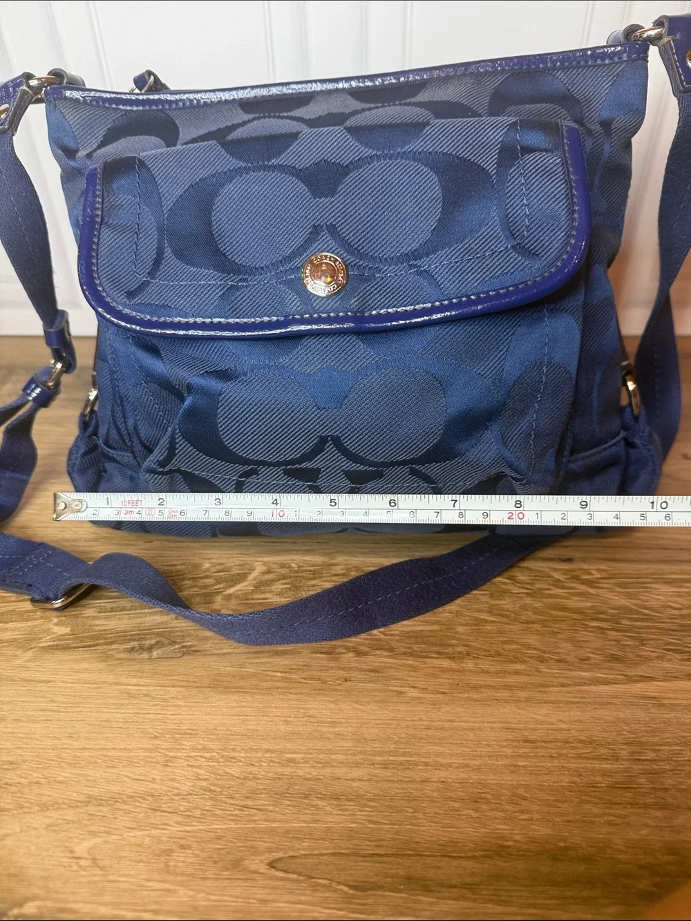 Coach Kyra Signature Jacquard Nylon Crossbody Messenger Bag Navy Blue F16550 EUC